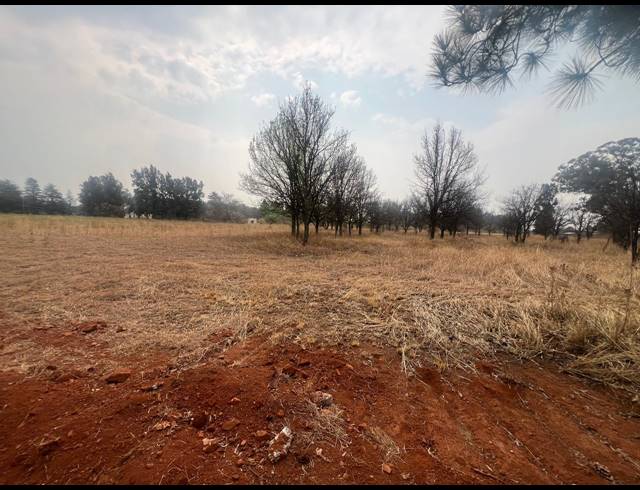 22,350M² VACANT LAND FOR SALE IN VALLEY SETTLEMENTS AH